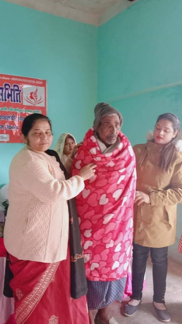 Distribution of blanket to the needy and homeless people