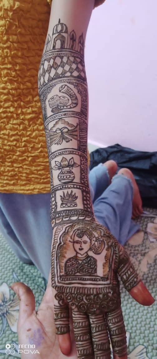 Free mehndi training for girls and women